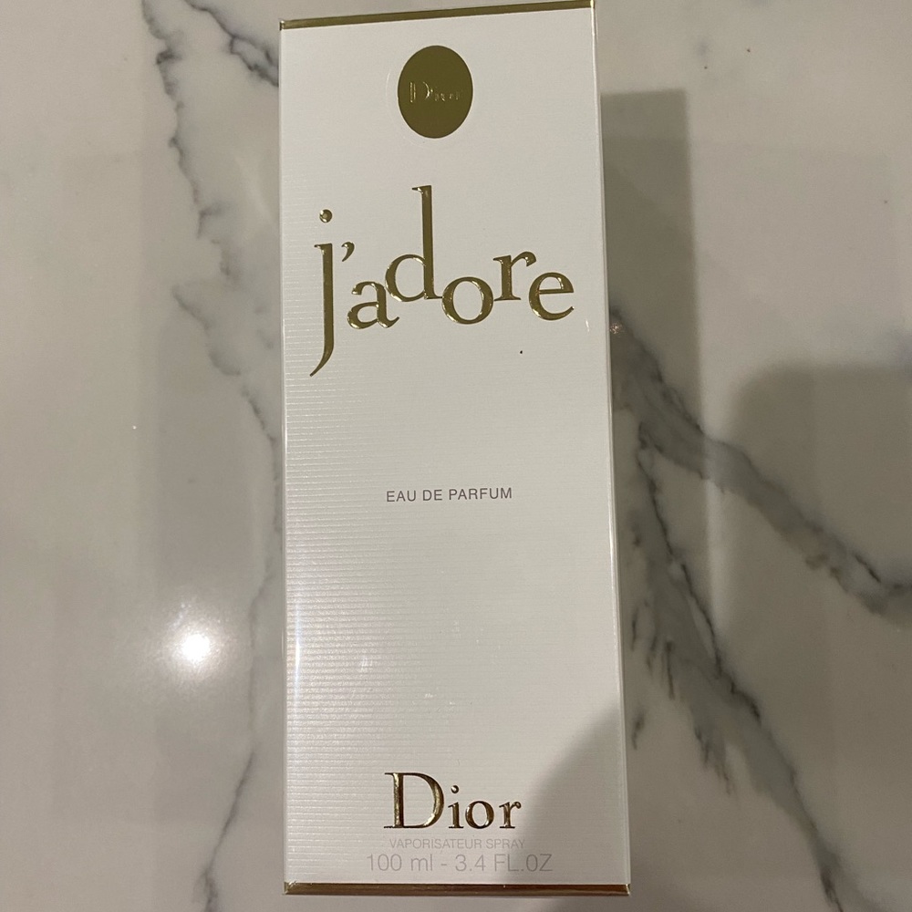 Dior J’Adore Perfume